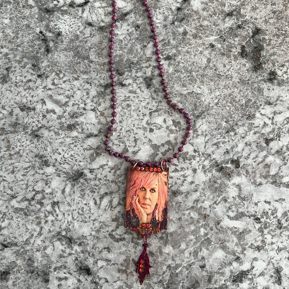Lucinda Williams Choker - Picture 3 of 4